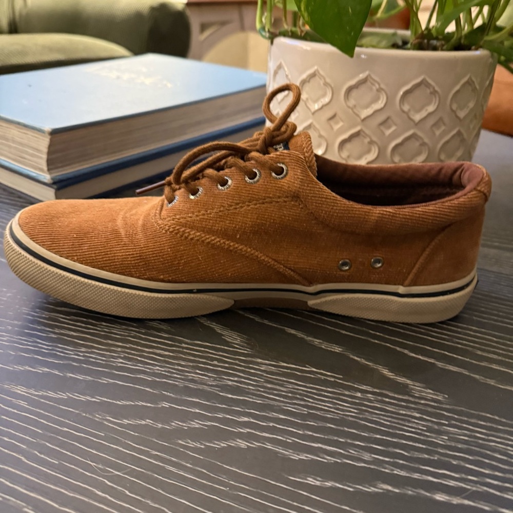 Men’s Sperry Halyard CVO Corduroy Sneaker in Mustard. Size 10.5 - Picture 6 of 9
